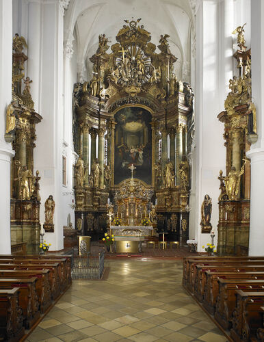 Karmelitenkirche Hauptaltar in Straubing