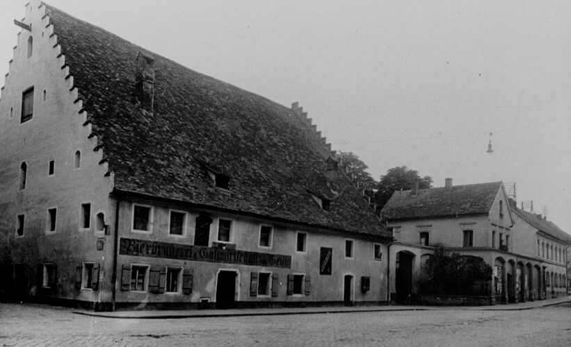 Wirtshaus und Brauerei Zum Geiß, ca. 1910 (Stadtarchiv Straubing Fotosammlung Weichhart-Schwarz 516)